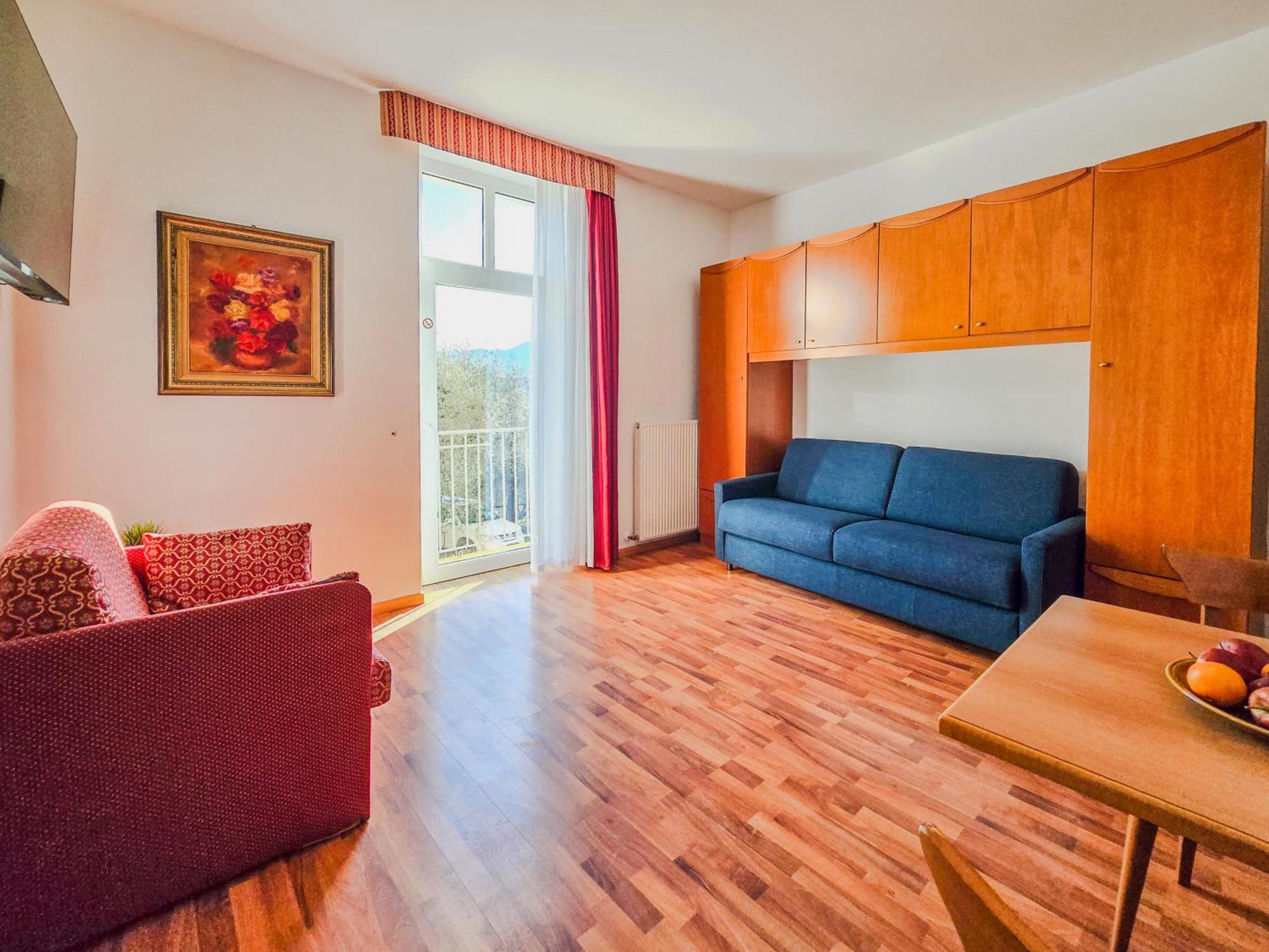 ريفا ديل غاردا Aparthotel Englovacanze المظهر الخارجي الصورة